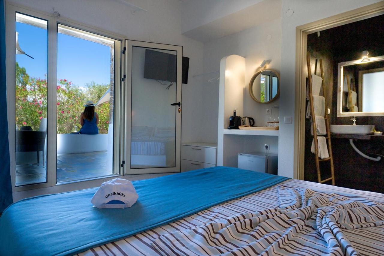 Petra Mare Suites Vourvourou Exterior photo
